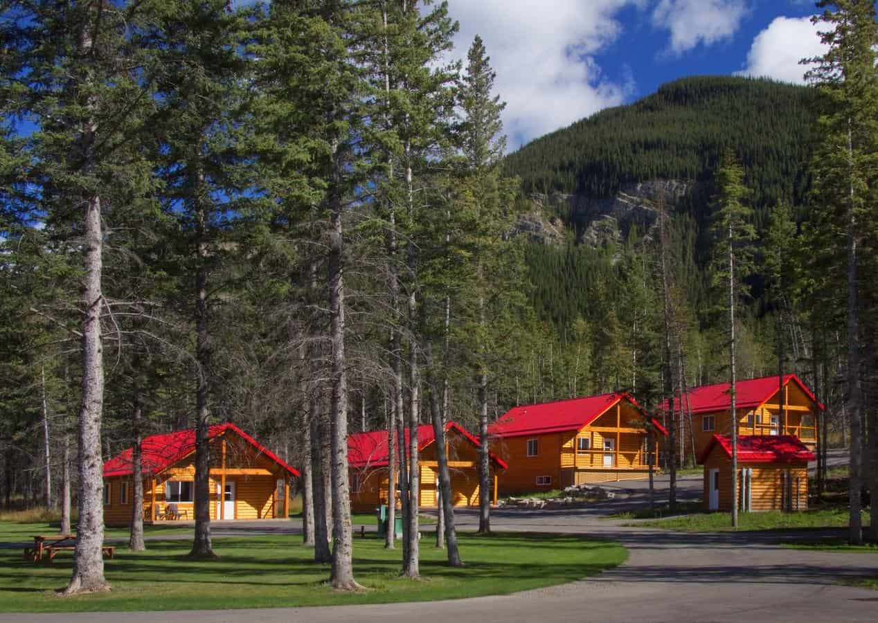 Best Places to Stay in Jasper for 2021 (full guide for all budgets)