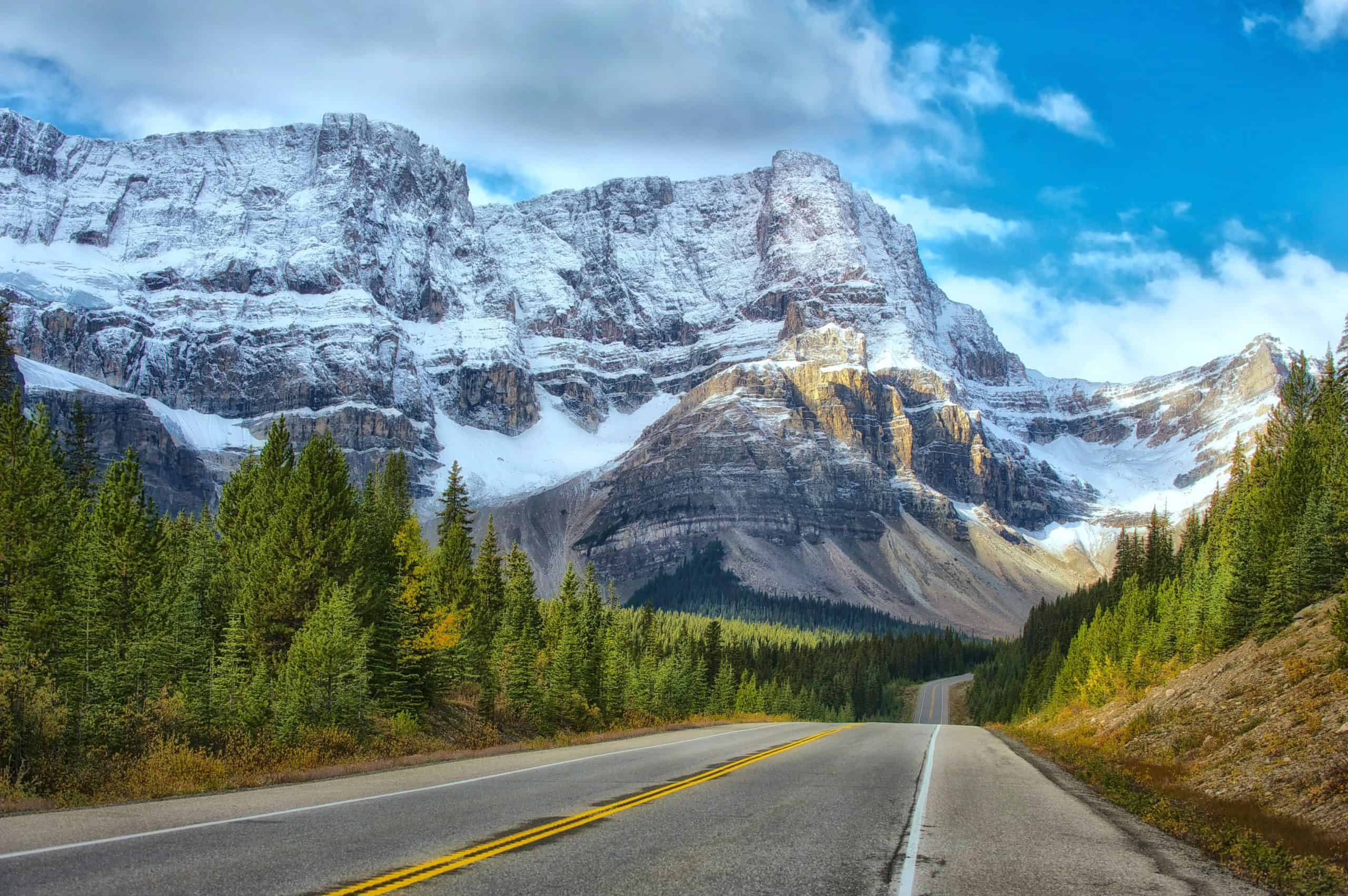 The Best Time to Visit Banff: the Pros and Cons of Each Season
