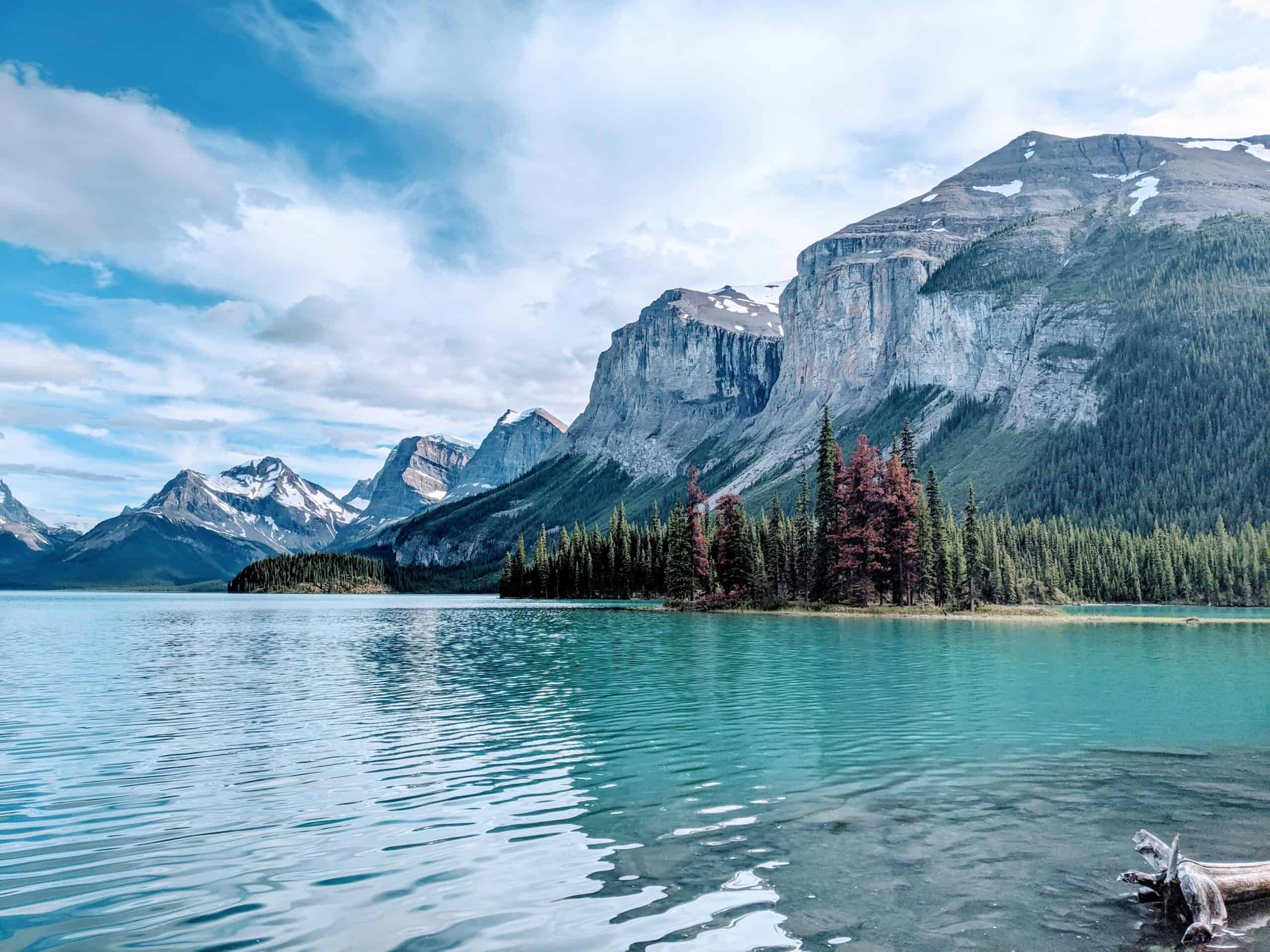 14 Things To Do in Jasper That Will Take Your Breath Away (2022)